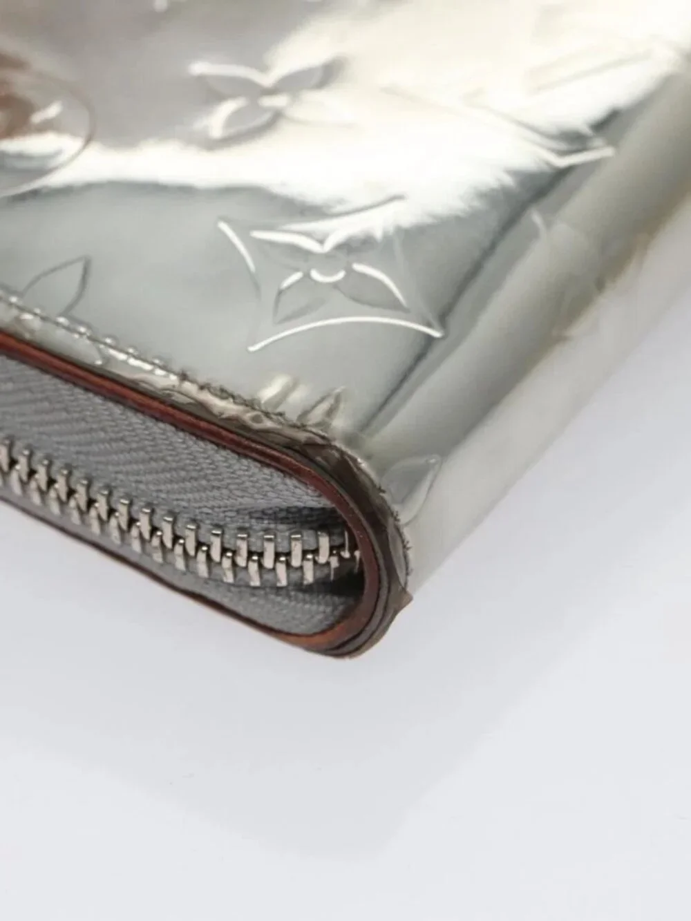 LOUIS VUITTON Monogram Miroir Zippy Wallet Vertical Wallet Silver - Picture 4 of 16